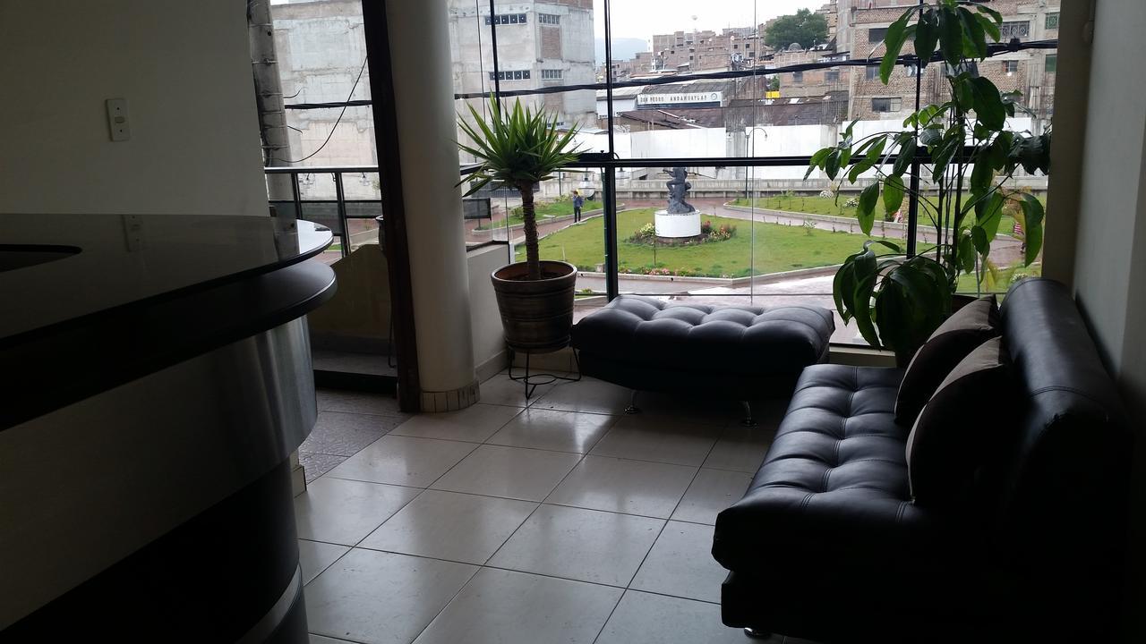 El Parque Hotel Andahuaylas Exteriör bild