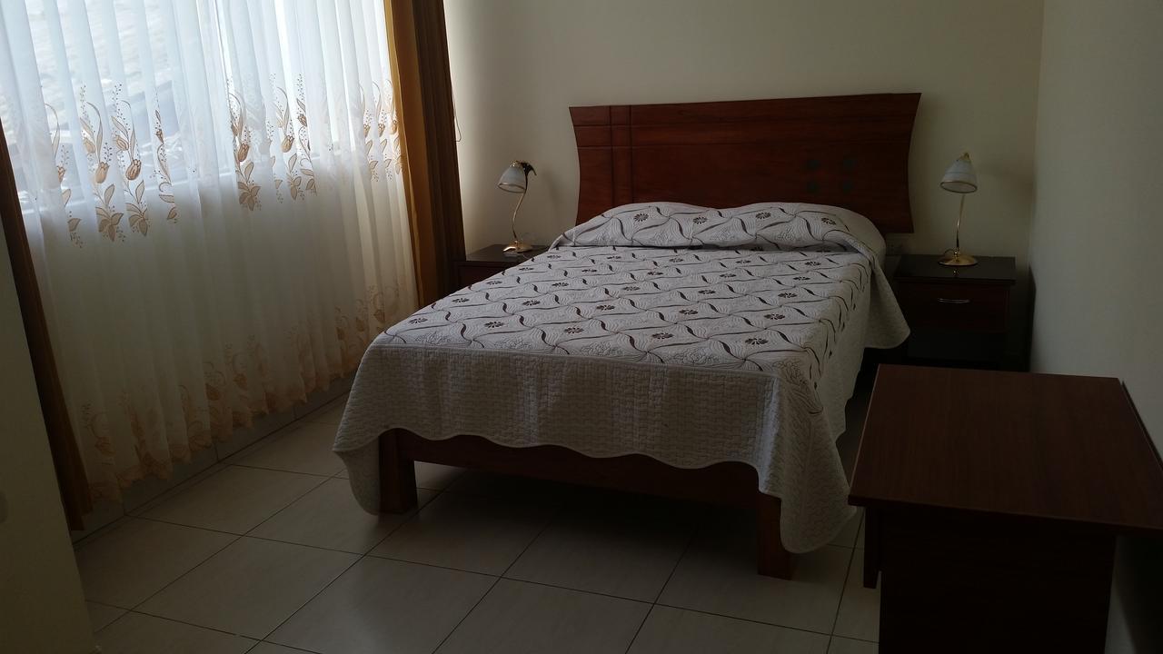 El Parque Hotel Andahuaylas Exteriör bild