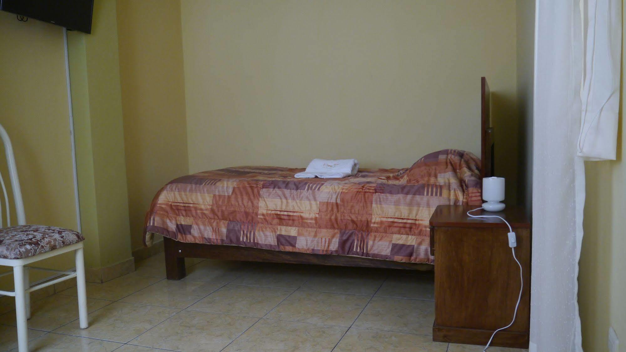 El Parque Hotel Andahuaylas Exteriör bild